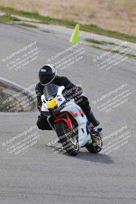 media/Mar-05-2023-TrackXperience (Sun) [[a95d40e56a]]/Group 2/session 2 turn 4/